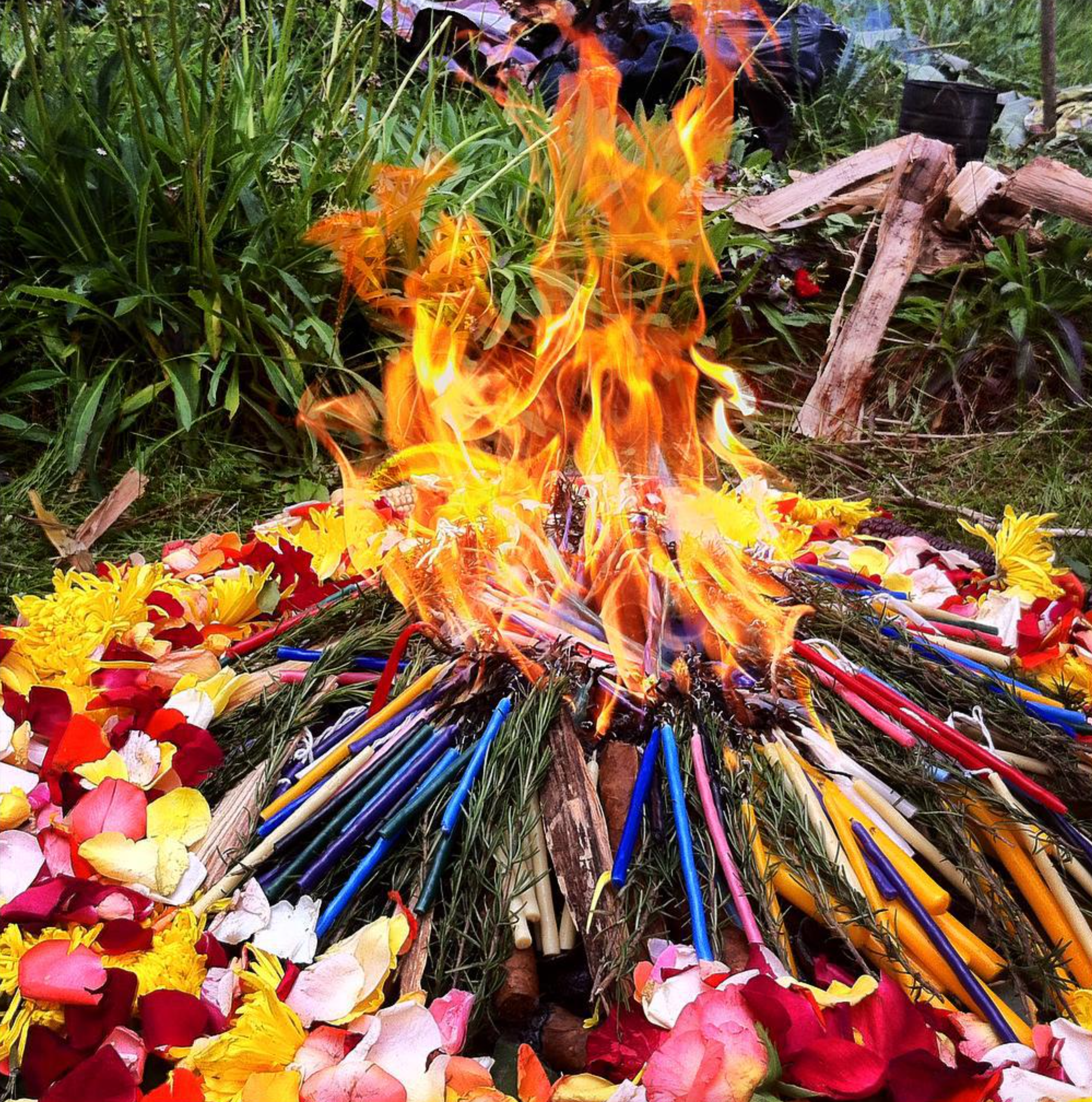 Maya fire ceremony with cacao